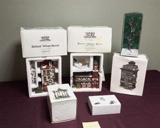 Heritage Village Collection Lot 3 Dickens Village A Christmas Carol