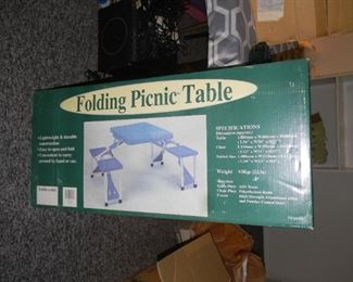 picnic table  new in the box