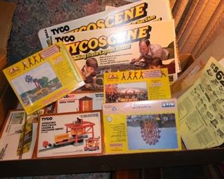 large TYCOSCENE set with extras