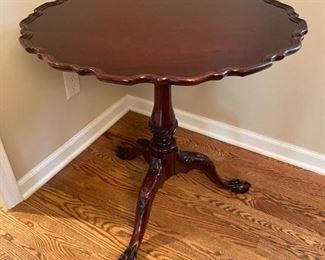 Chippendale tilt top table