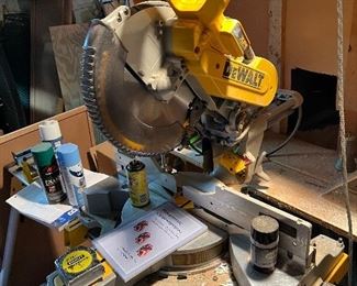Dewalt Saw