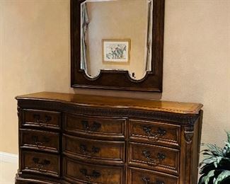 Drexel 9 Drawer Dresser and Mirror. 