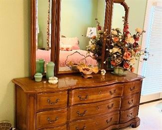 9 Drawer Drexel Dresser with Large Mirror.
