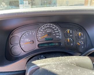 2004 Chevrolet 5.2 engine, SUV with 165,900 miles, has been inspected, no major issues found, Vin # 1GNEK13Z64R290317, asking $6,000