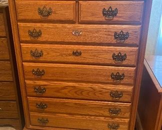 Mobel Inc. Chest of Drawers
