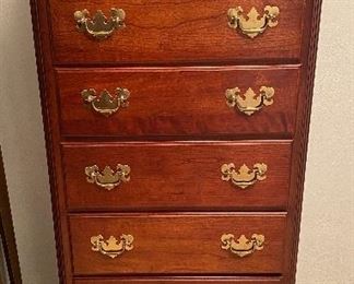 Kincaid Lingerie Dresser