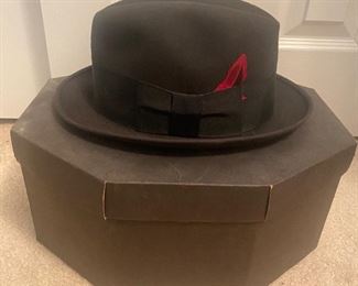 Mac Phergus Mens Hat