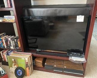 Sony Bravia Flatscreen HDMI TV; Albums, DVD's; VHS; Cassettes; 8 Tracks