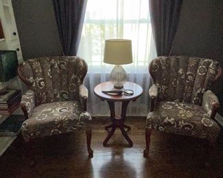 Accent Chairs