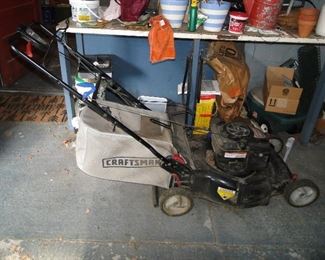 Craftsman lawnmower