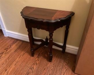 HALF MOON SIDE TABLE