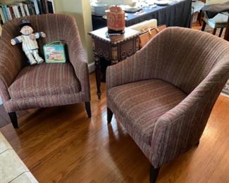 PAIR OF SIDE CHAIRS
