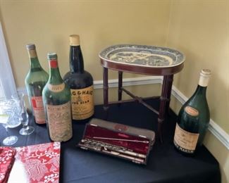 TALL VINTAGE BOTTLES.   THEY ARE EMPTY.    VERY LARGE SIZE AND UNIQUE.  