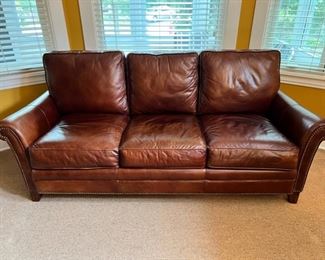 FlexSteel Latitudes Collection leather sofa