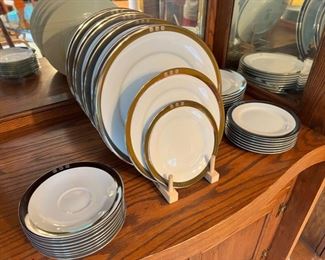 Ralph Lauren Home Collection ‘Academy’ Platinum 32 piece china set