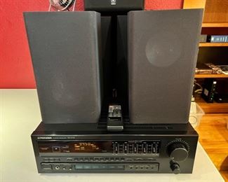Pioneer SX-251R Stereo Receiver and a pair of SONOS SP100 Loudspeakers