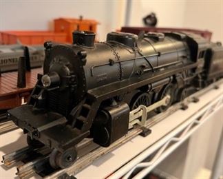 Vintage Lionel 242 O gauge 7-piece train set