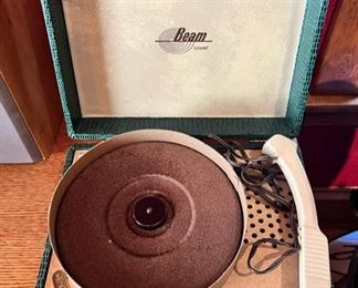 Vintage Beam Count 45 record player
