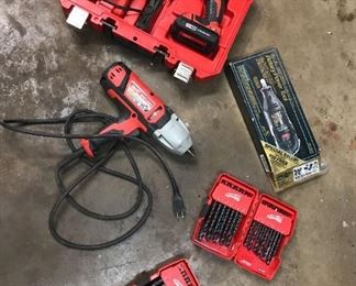 Milwaukee Power Tools Deluxe Package