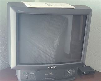 1 of 2 Sony TV With VHS Player Built In