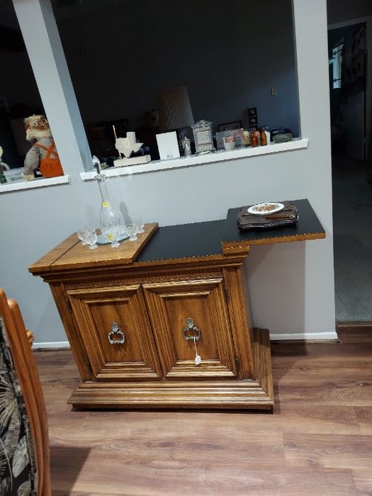 Small buffet on wheels