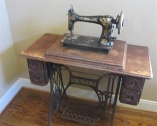 Treadle sewing machine