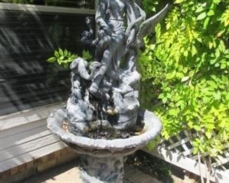 Fountain. Not concrete. 3 pieces. Easily unassembled.