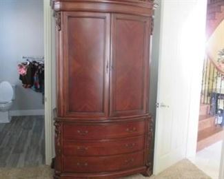 Beautiful Chest. Has cut out for tv.