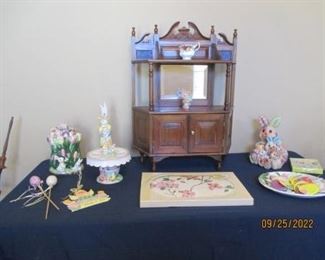 Misc Ester. Cute taple top curio.