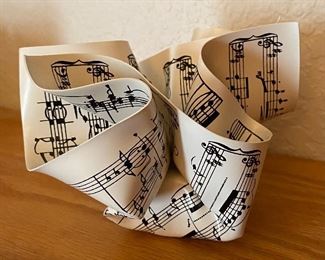 Ceramic Crumbled Decor'