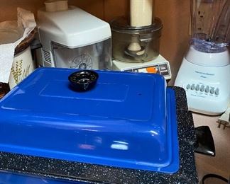 Assorted Household Small Appliances