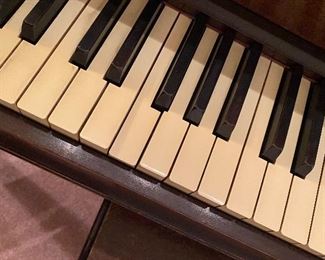 Acrosonic Console Spinet Product of Baldwin SN 365458 