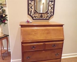 drop front desk, nice