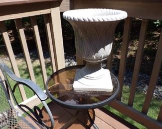 we have a pair of these pots