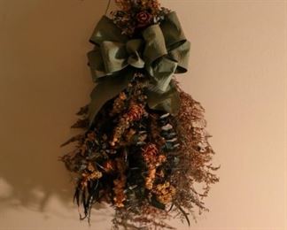 Floral Hanging Décor