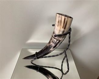 Lot 047
Vintage Carved Powder Horn