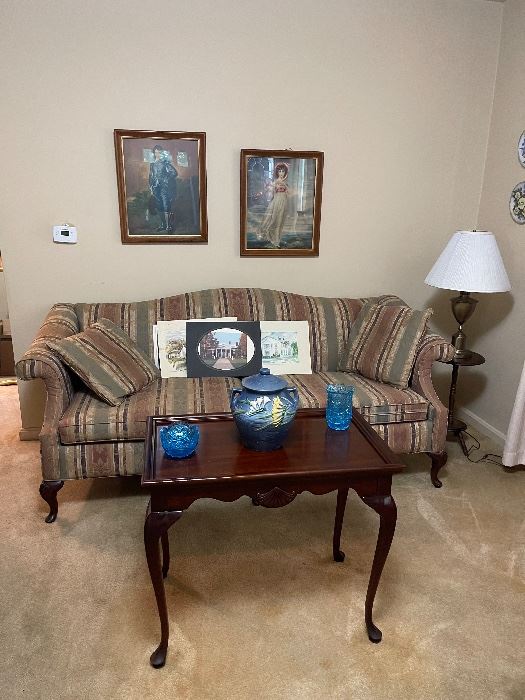 Estate Sale by The Junque Ladies in Ceredo, WV starts on 8/19/2022