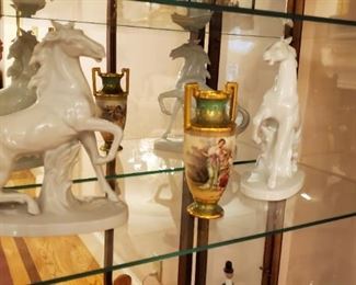 Pair of high glazed porcelain horses. In the center- Hand painted Austrian cabinet vase