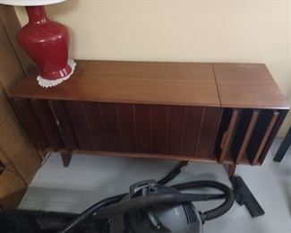 Console Stereo System