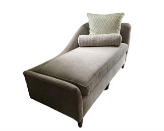 $400 - Sherill Left Arm Upholstered Grey Chaise SK121-41                                                                                                                           Description: Relax!  You're home now. Enjoy this gorgeous loose cushion left arm chaise in your bedroom, study or living room.  Original Price $1585
Condition: Excellent
Dimensions:  31”L x 69”W x 35”H

CONTACT US FOR MORE PICTURES. www.GoodbyHello.com                                                         info@GoodbyHello.com   Local pickup only only Leesburg, VA,  Contact us for shipper suggestions.