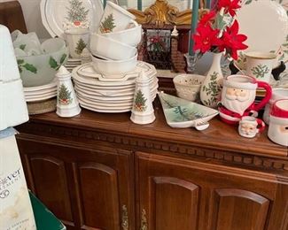 Pfaltsgraff Christmas dinnerware and other Christmas items