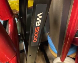 Weight exercise equipment