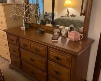 Maple dresser