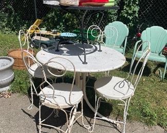 Five piece patio set