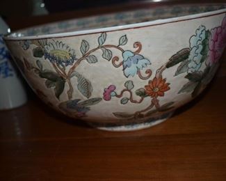 Beautiful Oriental Bowl