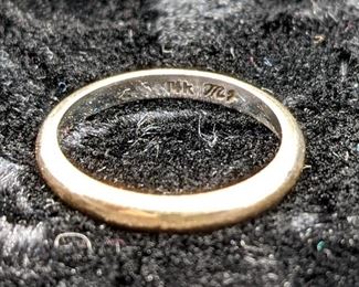 14k Yellow Gold Wedding Band Size 6