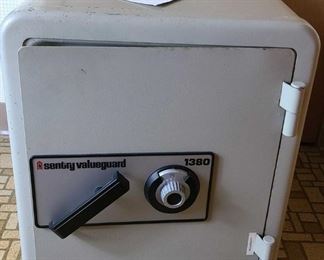 Sentry Valueguard Safe