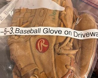 Baseball glove