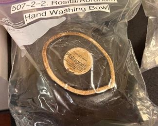 Rosita / Abrahams wash bowl season 5 episode 7