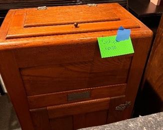 Siddiq’s cabinet in Alexandria 